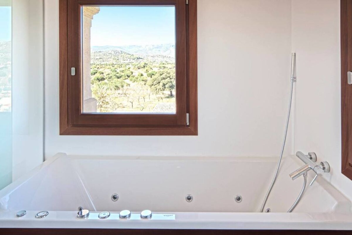 Sa Cabana Hotel, Binissalem bathroom