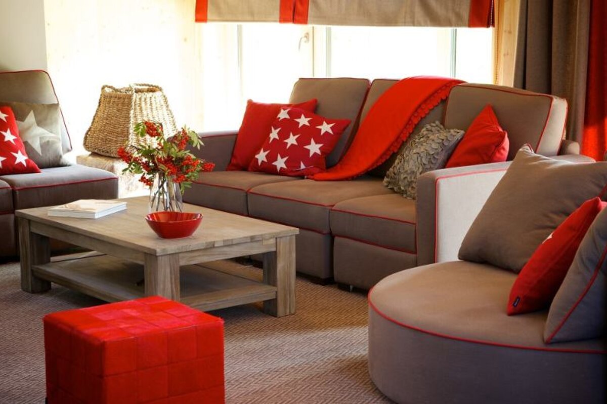 Aiguille Grive Chalet Hotel, Arc 1800 lounge