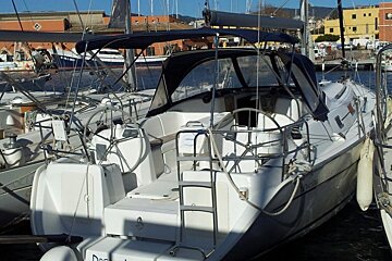 Cyclades 39 12m Sailing Yacht, Palma Centre & Marina exterior
