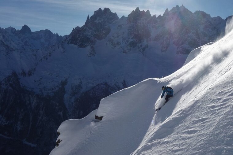 Great snow conditions under blue skies in Chamonix