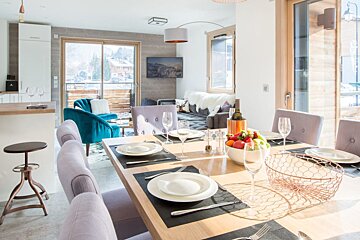La Constellation Apartment, Morzine living-room