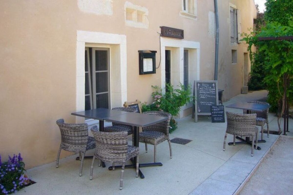 O'Rabasse, Richerenches restaurant terrasse