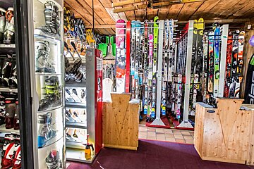 Sport 2000 - Plagne Bellecote Ski Hire, Plagne Bellecote