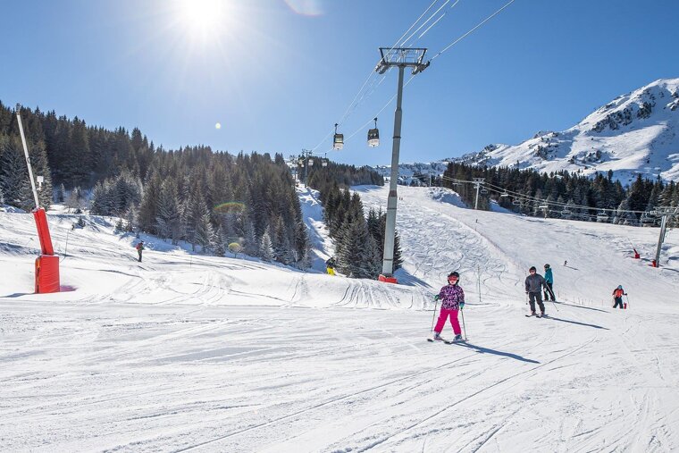 About ski & snowboard lessons in Courchevel