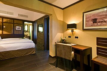 Lindner Golf & Wellness Resort Hotel, Portals Nous double bedroom