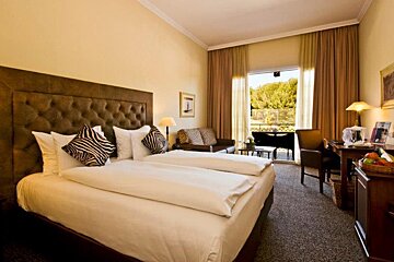Lindner Golf & Wellness Resort Hotel, Portals Nous double bedroom