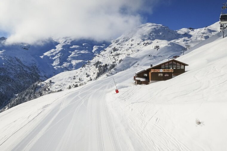 Beautiful snow conditions remain in Méribel