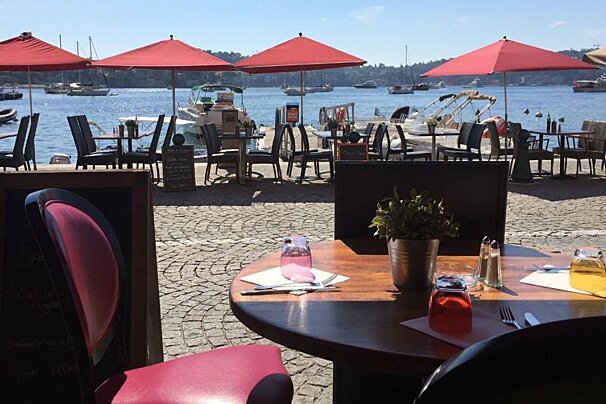 L'Oursin Bleu Restaurant, Villefranche-sur-Mer restaurant terrasse