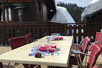 La Cremaillere Restaurant, Les Lindarets restaurant terrasse