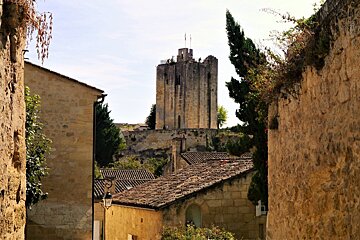 looking across to the tower Chateau du Roi in st emilion