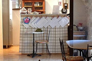 Scaramouche, Cereste interior