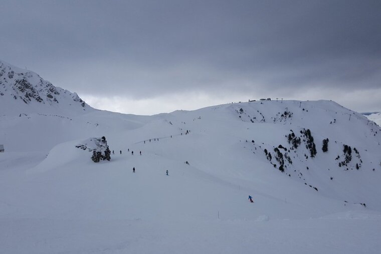 Turbulent weather crashes through The Three Valleys