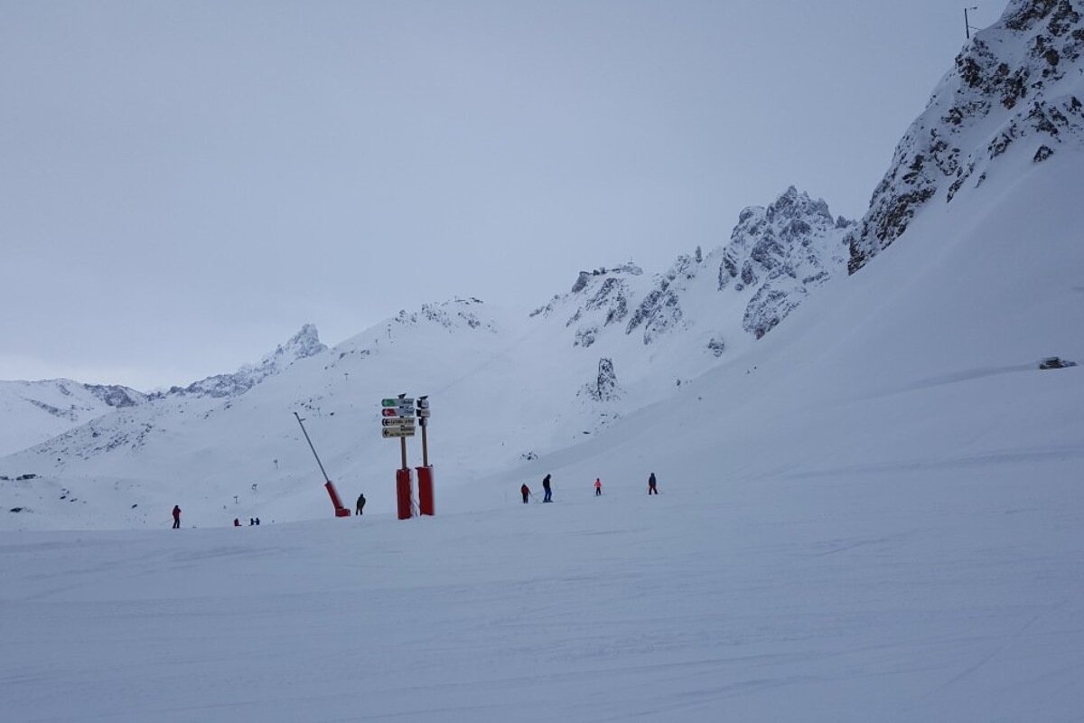 Turbulent weather crashes through The Three Valleys