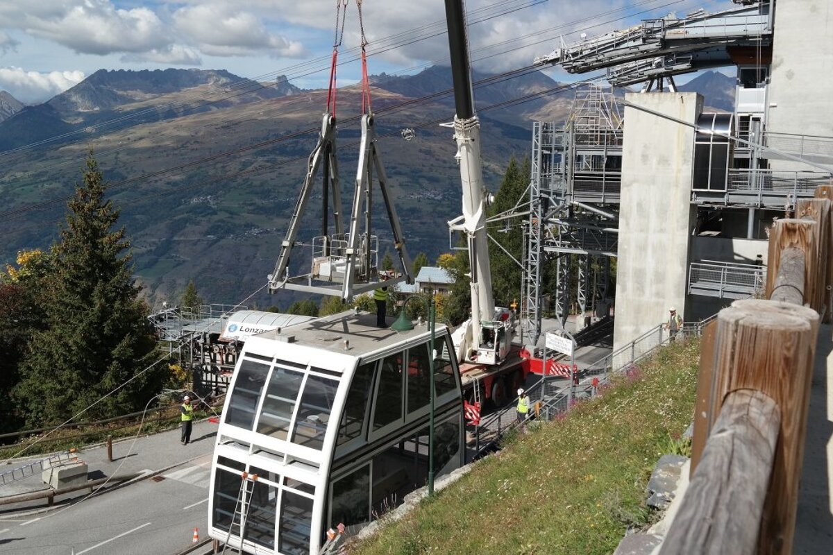 a cable car in La Plagne Les Arcs