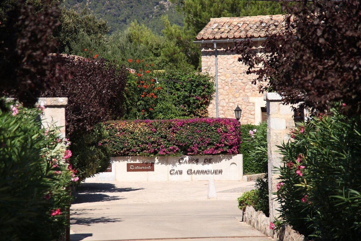 Entrance to 