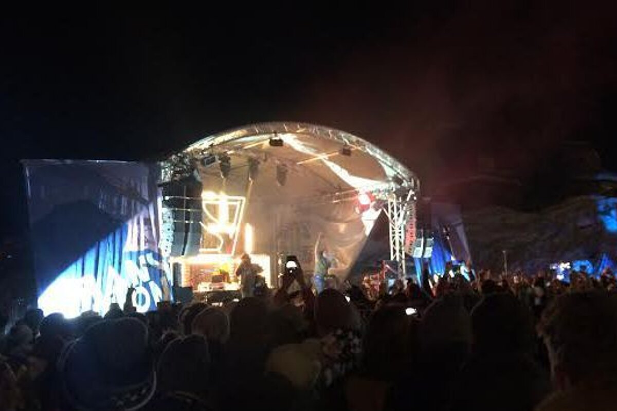 dizzee rascal on stage