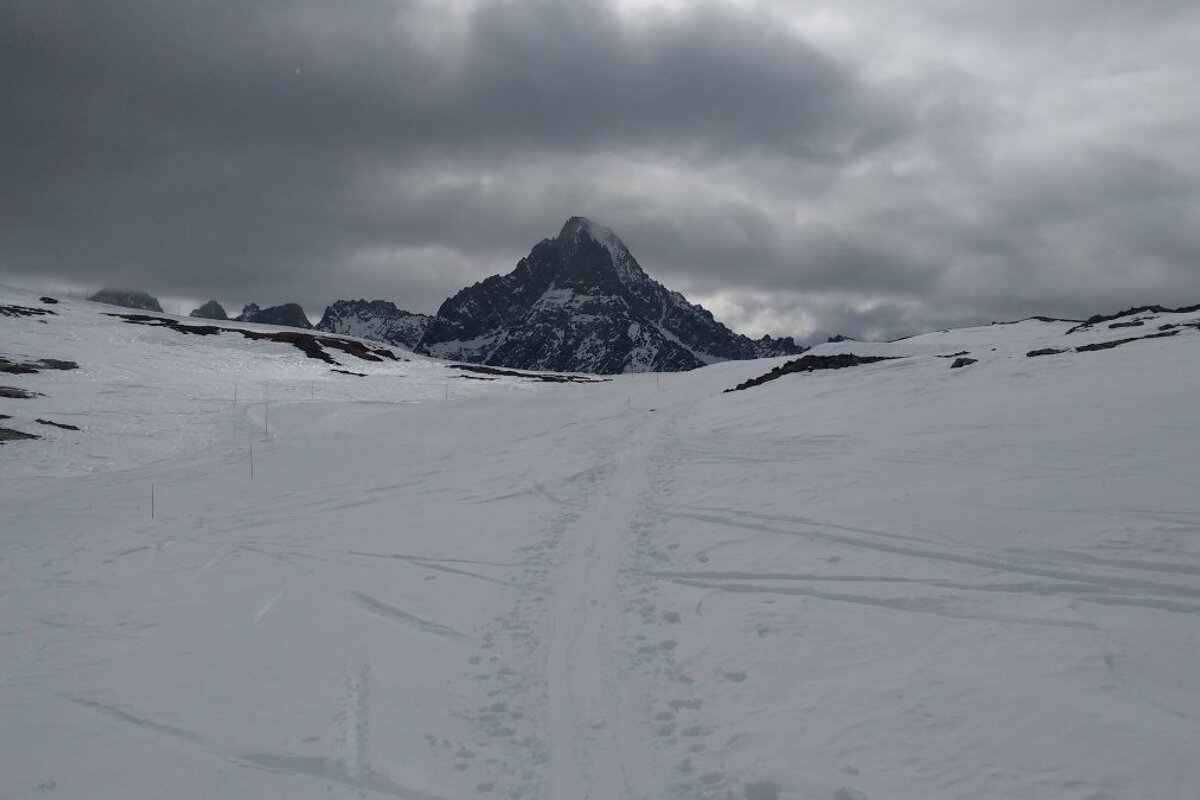 an off piste part of the ski touring race