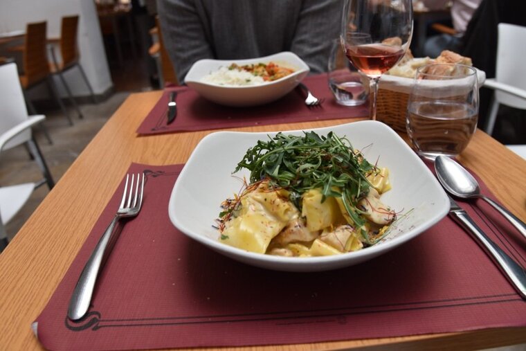 S'Angel Restaurant Review, Inca
