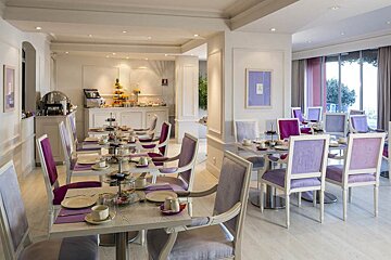 Suisse Hotel, Nice dining room