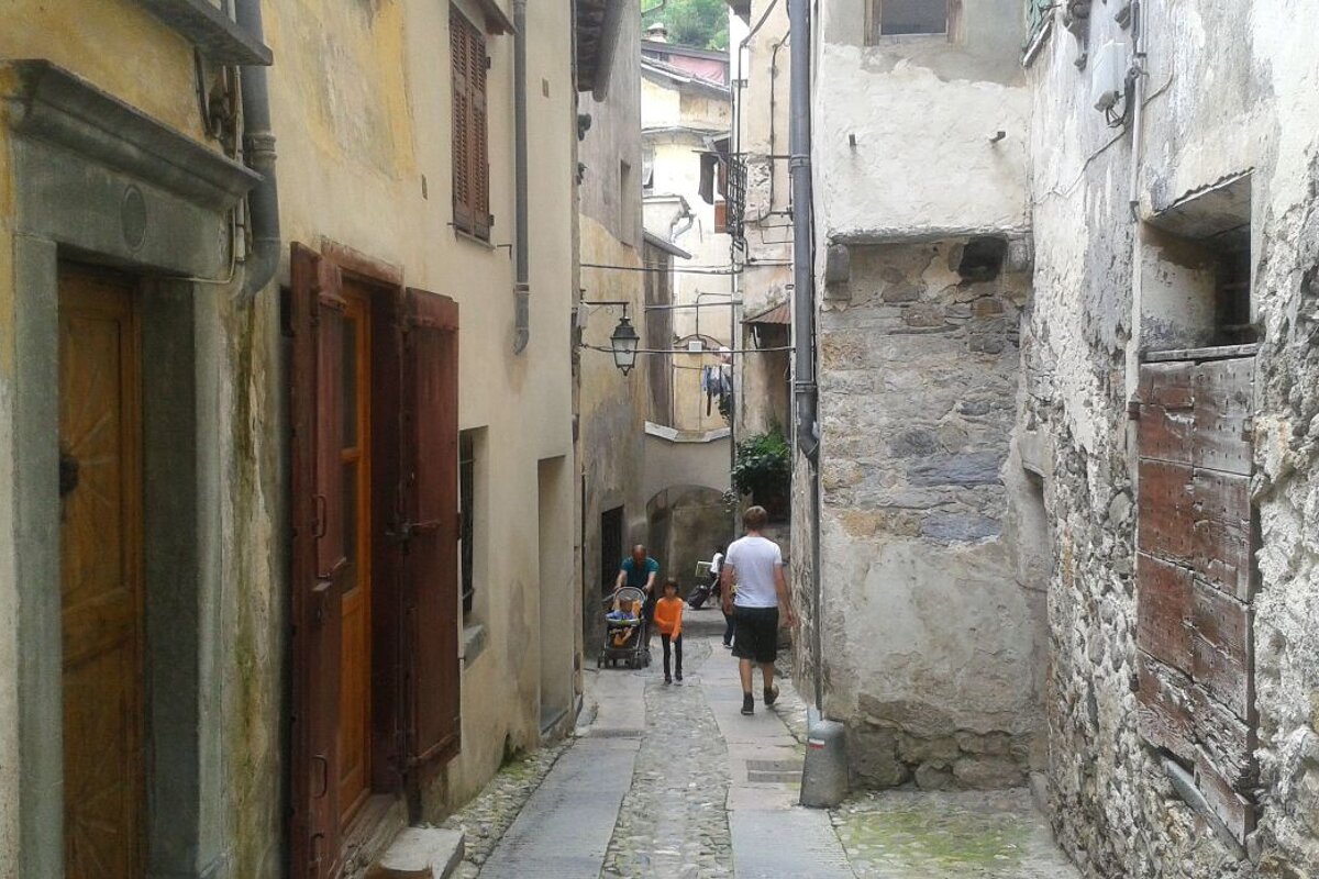 Tende