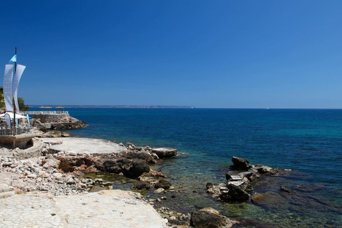 Zhero Beach Club, near Palma de Mallorca terrace