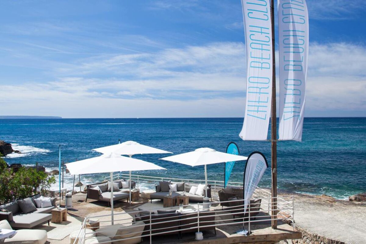 Zhero Beach Club, near Palma de Mallorca terrace