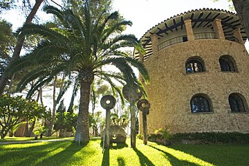 Sa Talaia Hotel, San Antonio garden