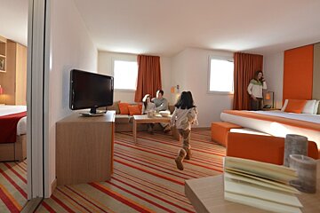 a picture of a hotel suite at Club Med Hotel, Les 2 Alpes