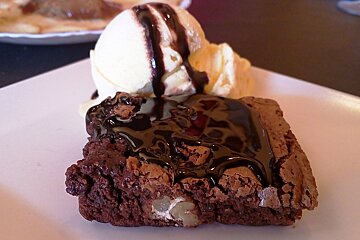 homemade chocolate brownie cala major