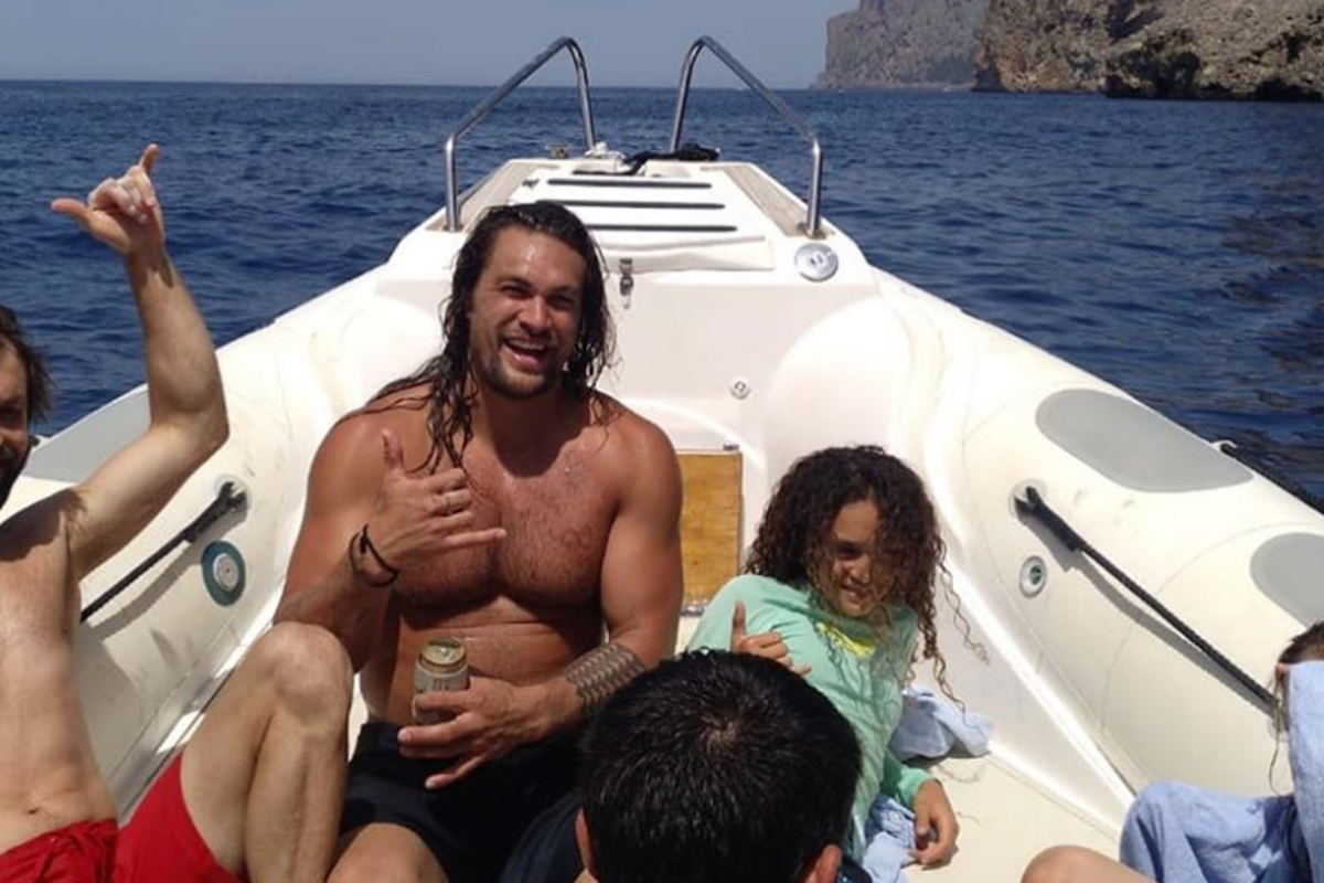 Jason Momoa climbs in Mallorca
