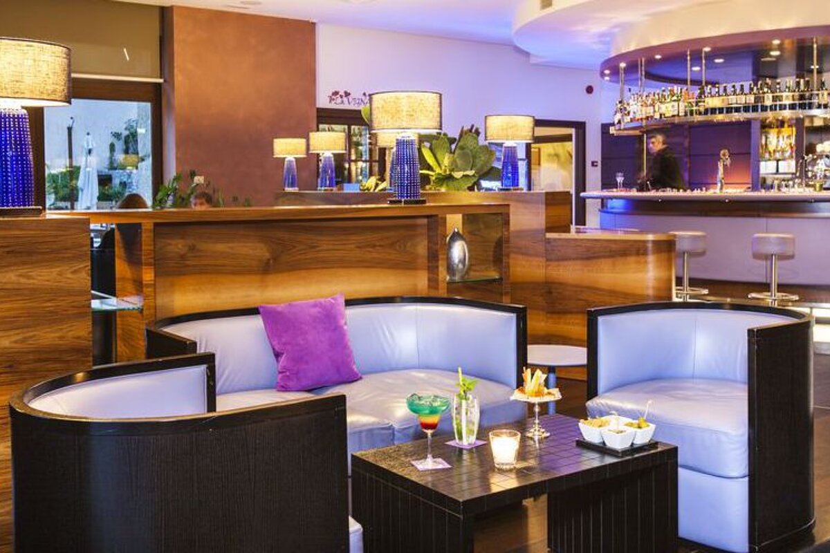 Lefay Resort Hotel, Gargnano bar