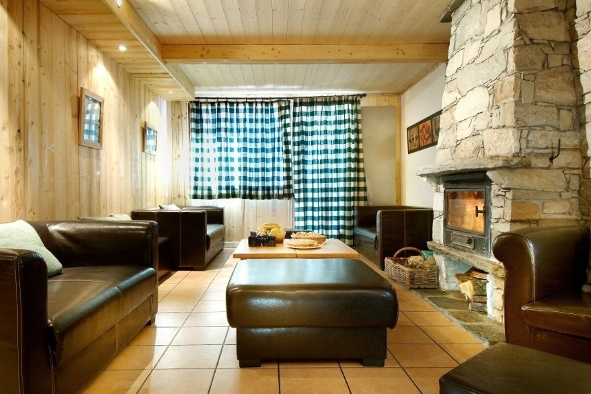 Les Arolles Chalet, Tignes - Le Lac / Lavachet lounge