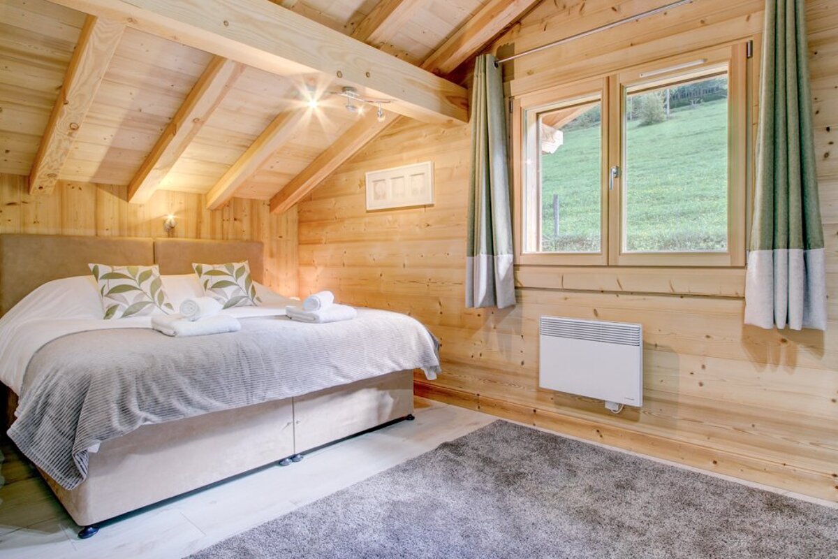 Quatre Saison Chalet, Morzine double room