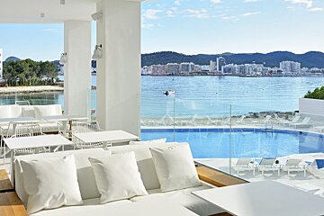 Sol House Mixed by Ibiza Rocks Hotel, San Antonio balcony