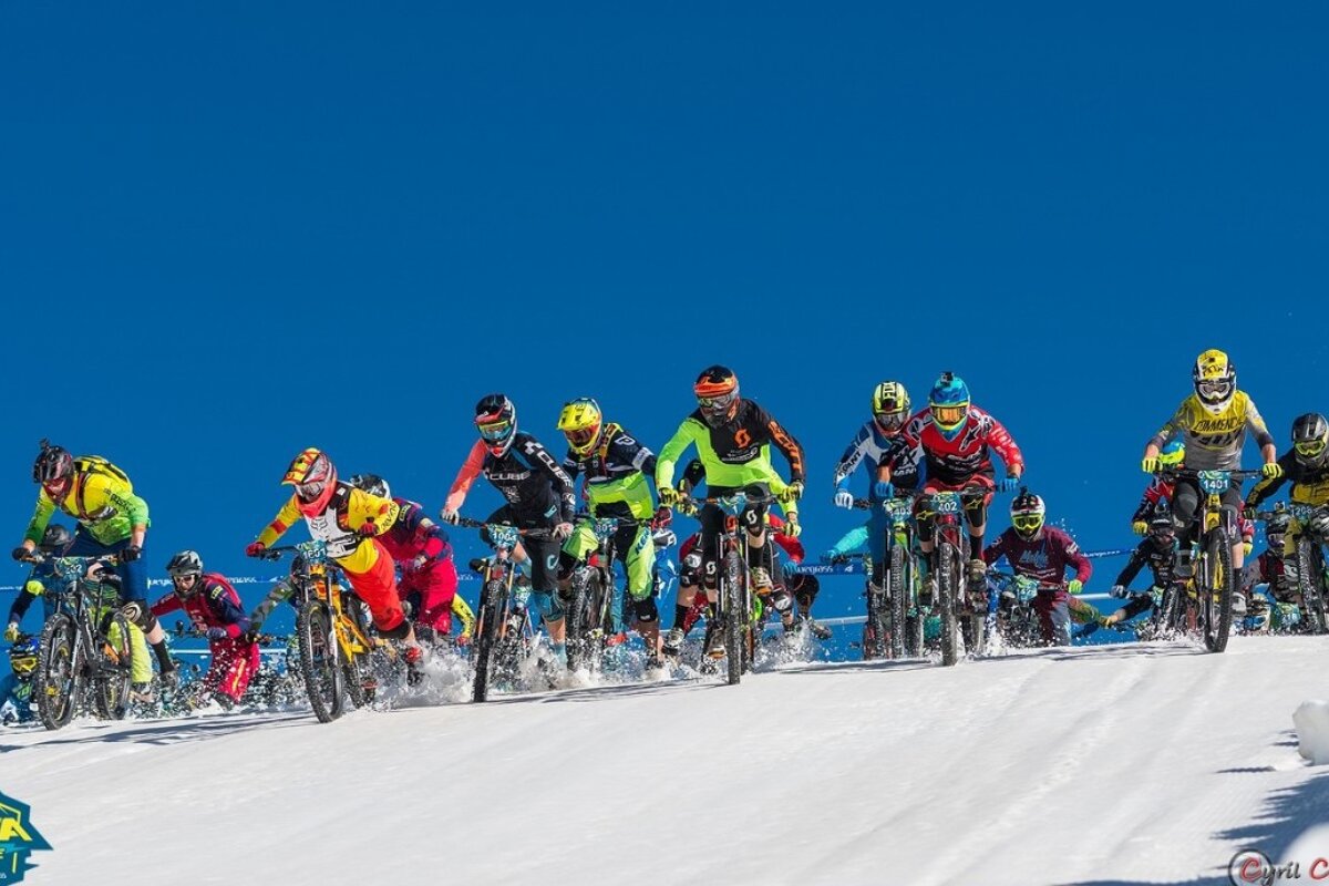 a MTB race in alpe dhuez