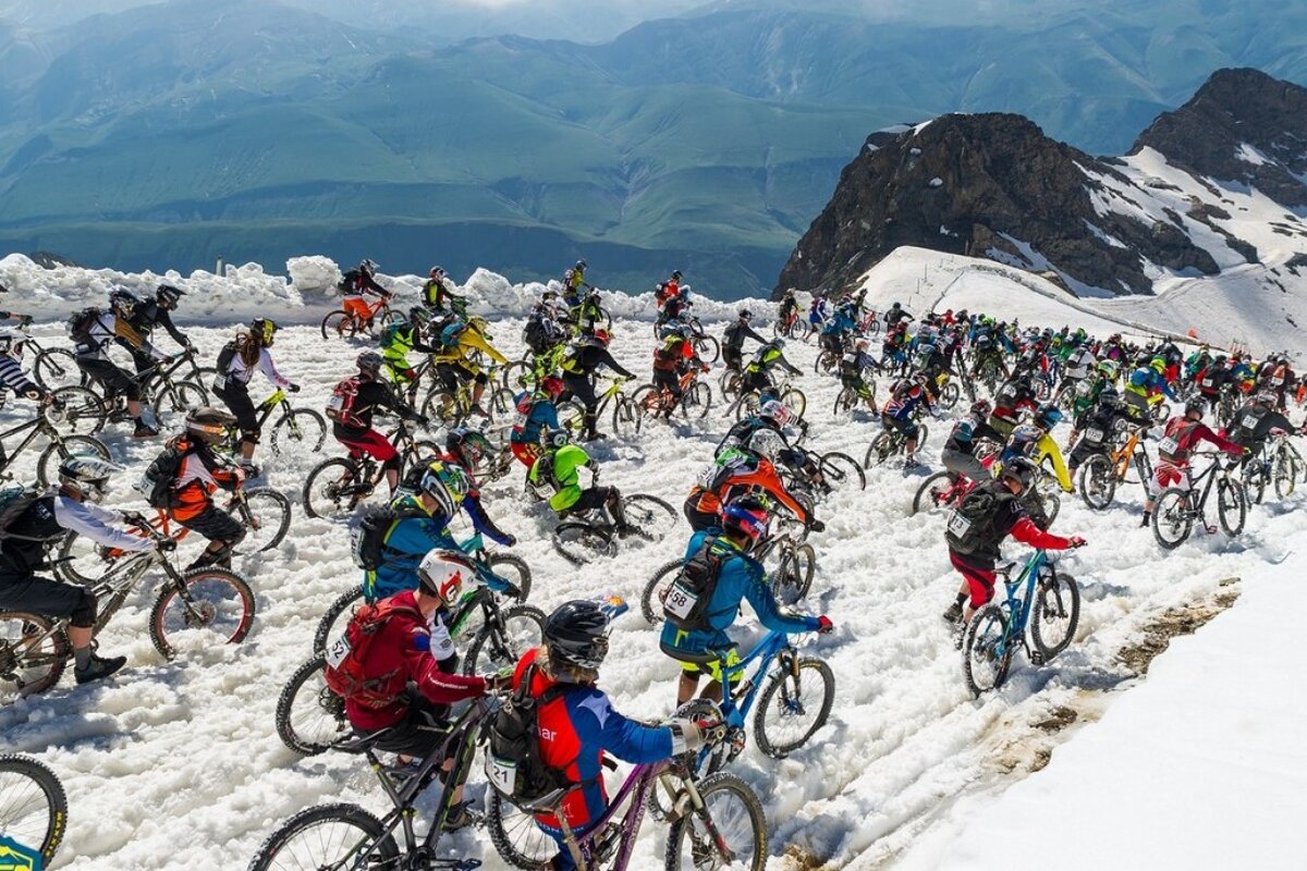a MTB race in alpe dhuez