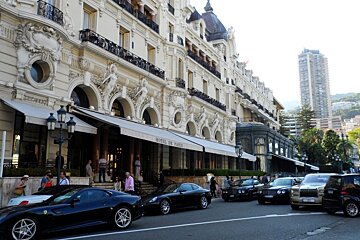 expensive cars outside the hotel de paris