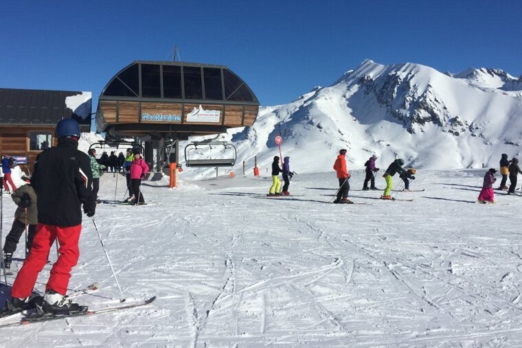Shredding the reds & blacks in Alpe d'Huez in 2019