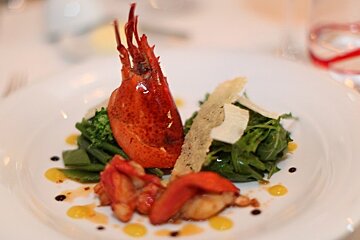 Le Cosi Restaurant, Cannes style of cuisine