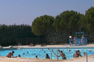 Outdoor Swimming Pool, Jonquieres