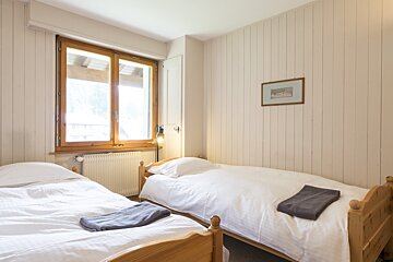 Pietra Serena Apartment, Verbier twin room