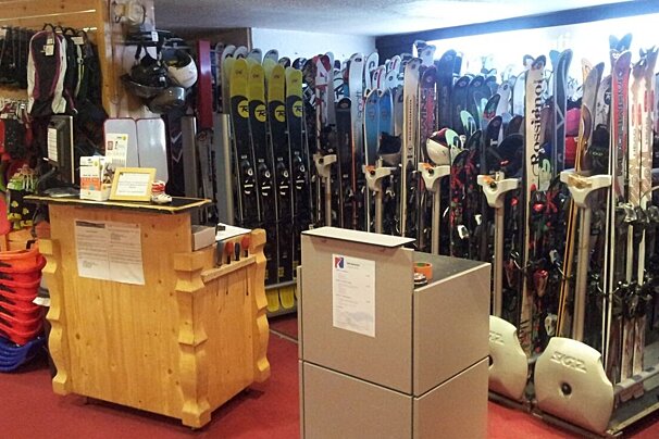 Precision Ski - Palafour Ski Hire, Tignes - Le Lac / Lavachet shop interior