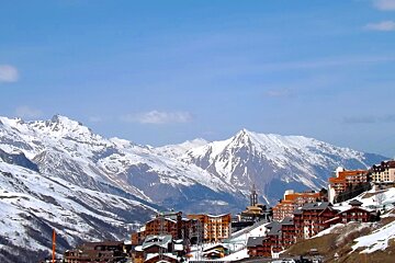 snow melting from the hillsides in les menuires