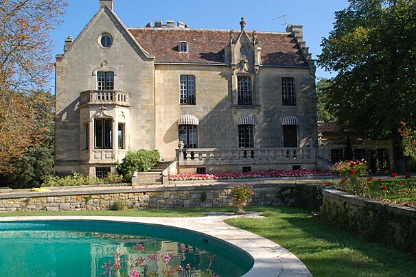 XIVth Century Castle, Bordeaux Area chateau