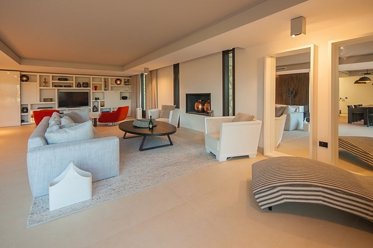 Domaine de Manville, Les Baux family room