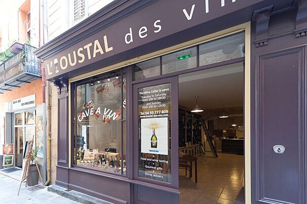 L'Oustel des Vins, Grasse exterior