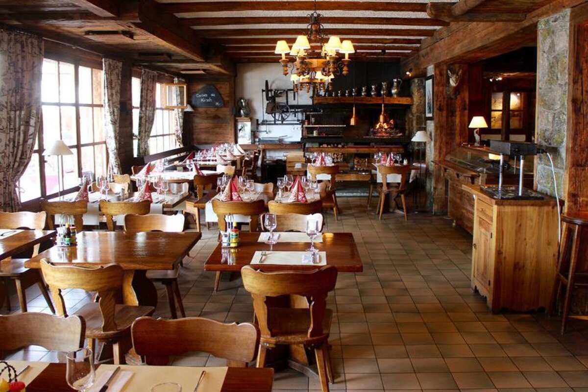 Le Chamois Restaurant, Verbier interior