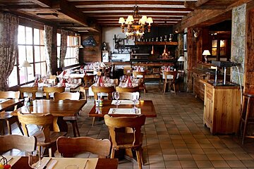 Le Chamois Restaurant, Verbier interior