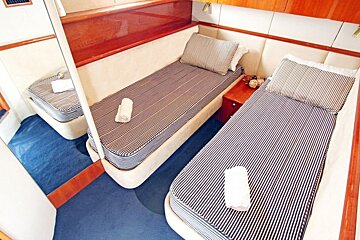 Sunseeker 58' 18.5m Motor Yacht, Mallorca Island cabin