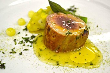 Tano passami l'Olio Restaurant, Milan style of cuisine